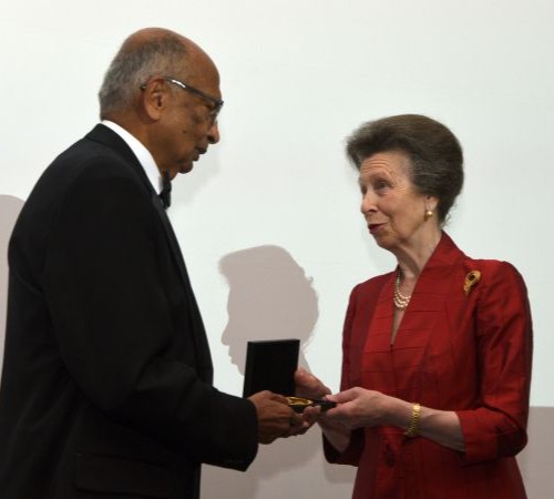 Dr Arogyaswami J Paulraj being presented with the Prince Philip Medal by HRH The Princess Royal